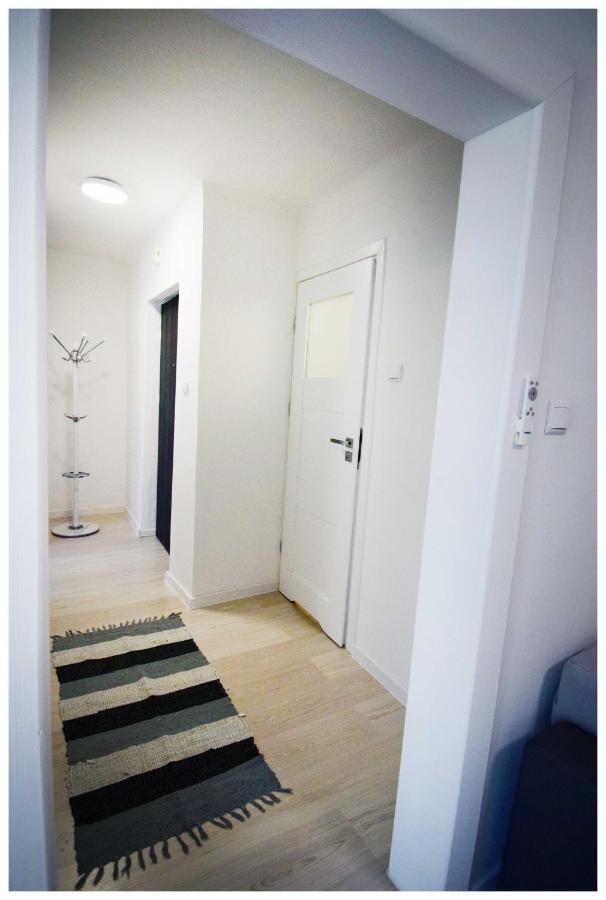 Apartmán Color24 Centrum Nisko Exteriér fotografie